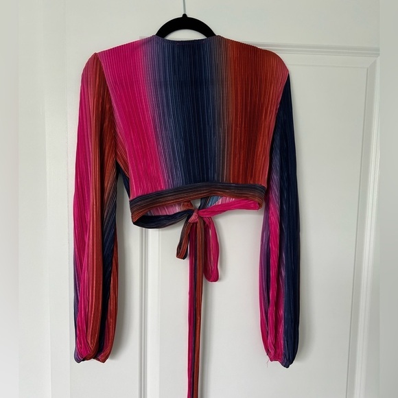 Colorful long sleeve‎ Tie closure blouse - Picture 4 of 4